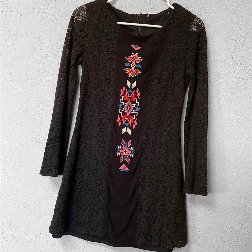 Lace bell sleeve black dress